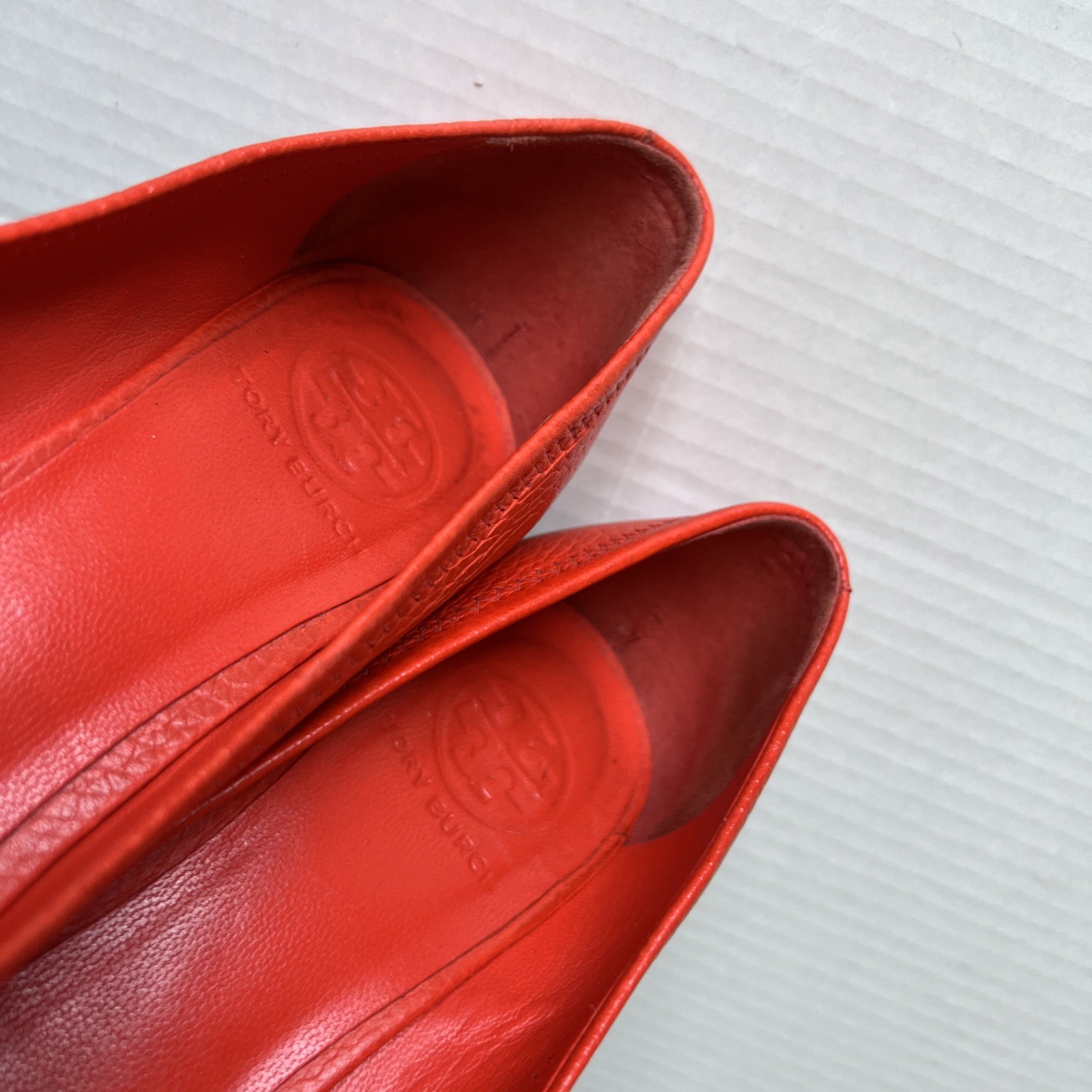 Tory Burch Sally 8 Tumbled Leather Habanero Pepper/Gold Orange Red thumbnail 9