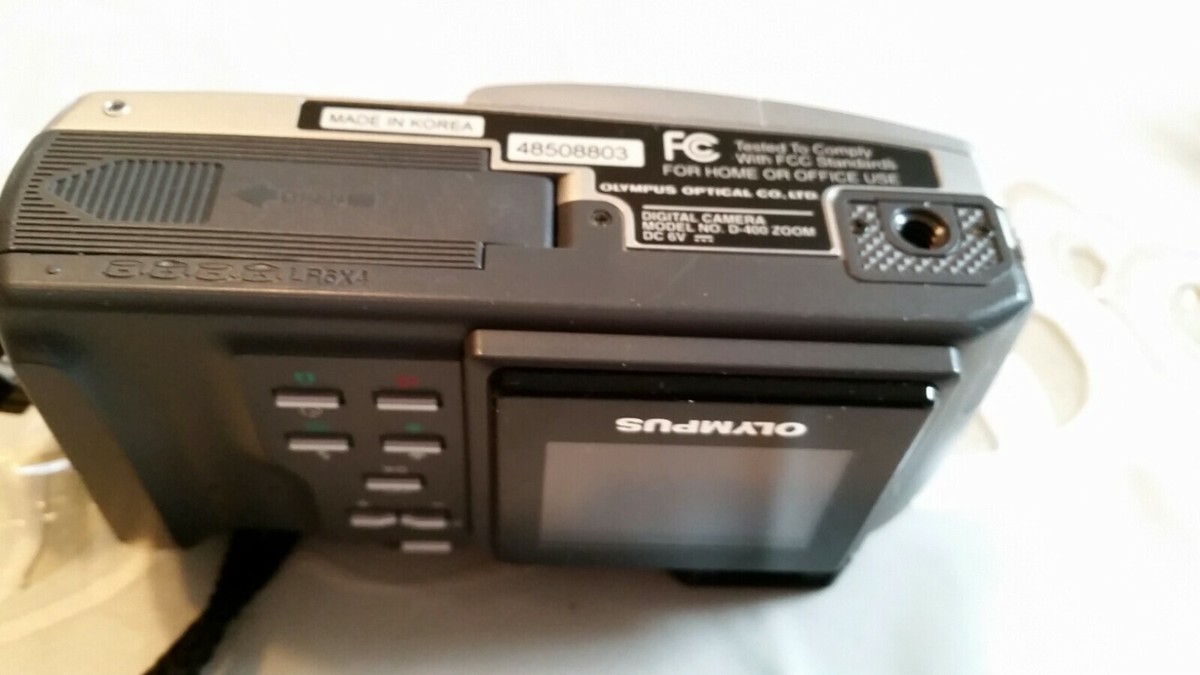 OLYMPUS D-product  中古 Olympus CAMEDIA D-535 Zoom 3.2MP Digital Camera - Silver for sale