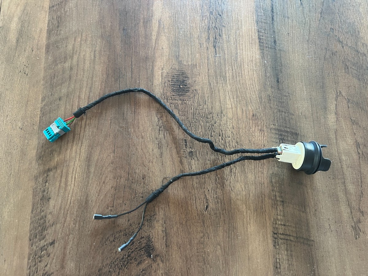 BMW 1 3 E87 E90 E91 E92 E93 LCI GENUINE LEFT Mirror Wire 6925581