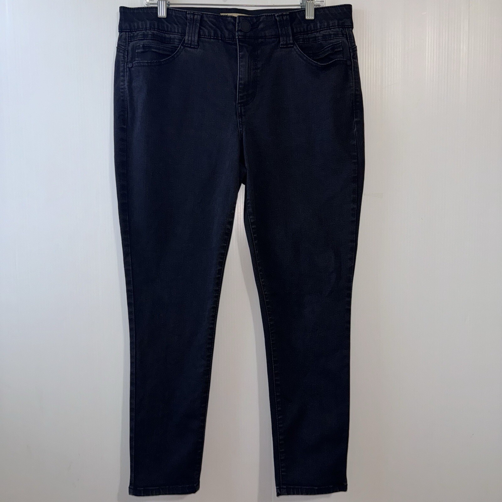 Democracy Jeans Women’s 14 Black Ab Technology Skinny Denim Stretch