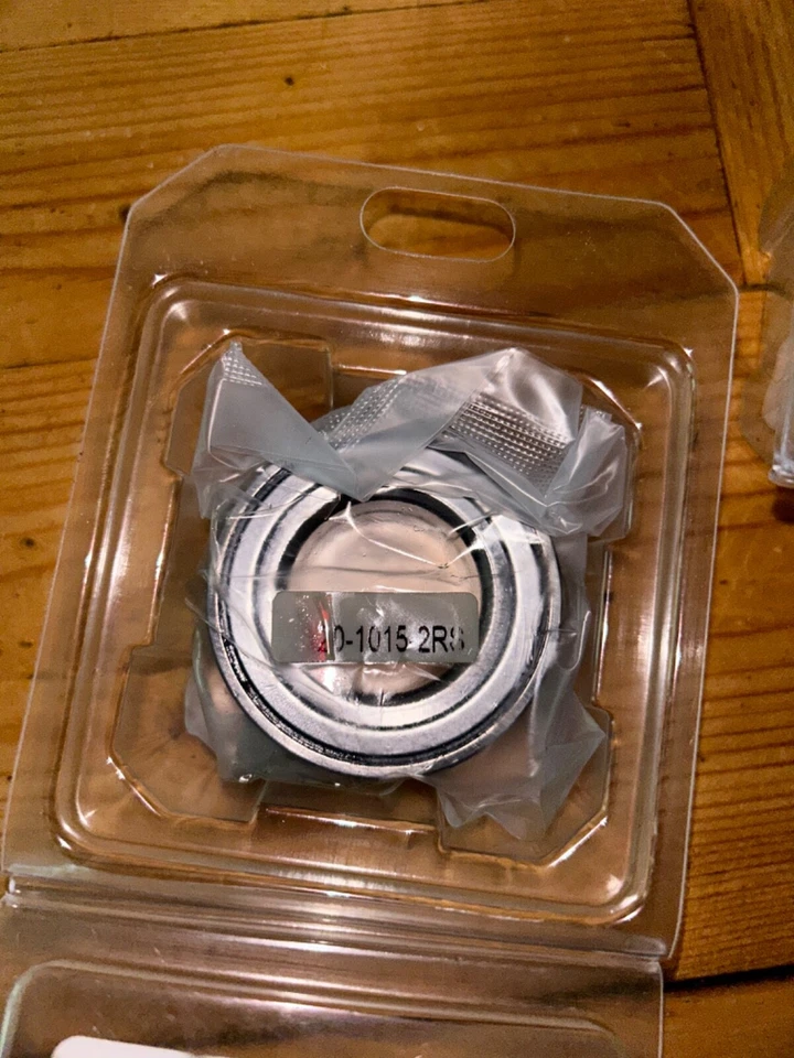 bruteforce 650 wheel bearings - Image 2 of 3