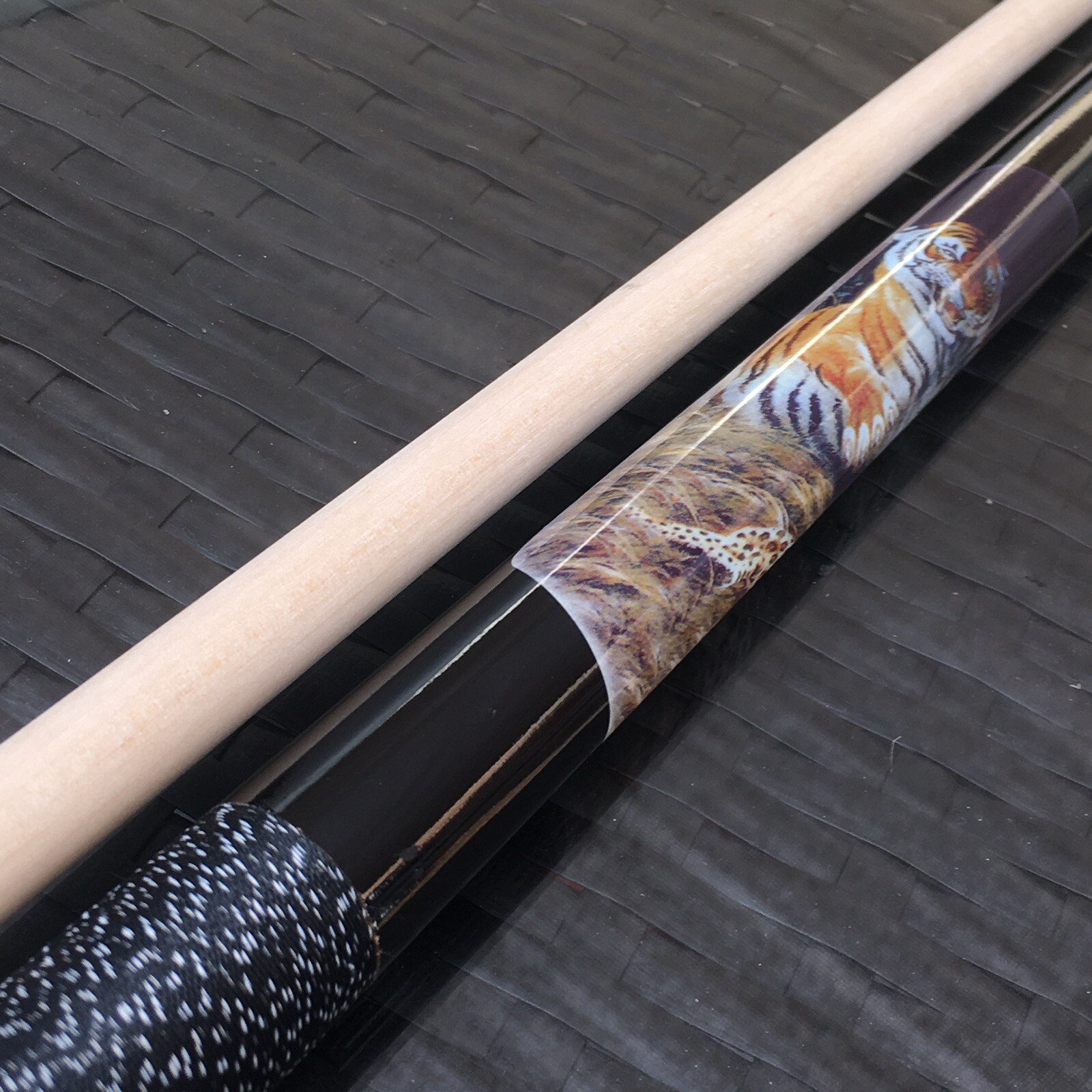 Poolqueue Pool Billard Queue Cue Kö 21 oz 2 Teilig Löwe Gepard Tiger Spinne