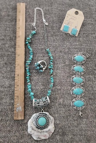 Western Faux Turquoise Fashion Jewelry Lot Misc Items All Brands - Bild 13 von 14