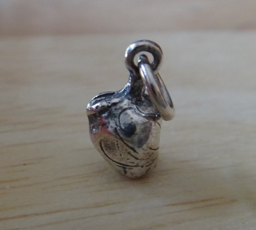 25% off TINY 11x6mm solid Sterling Silver 3D Apple Charm for Fall!! - Picture 3 of 3
