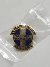 NATIONAL SKI PATROL NSP SERVICE AWARD 15 YEARS YR Pin Skiing Pinback Button