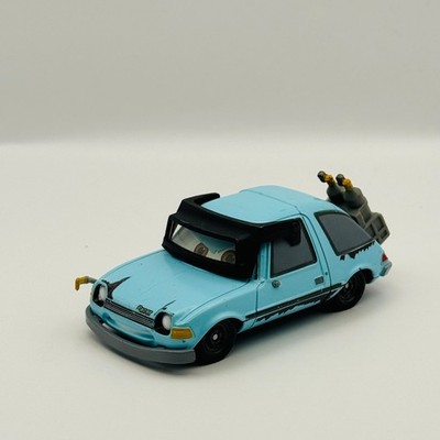 Disney Pixar Cars - PETEY PACER WITH TORCH Disney Store - 1:43
