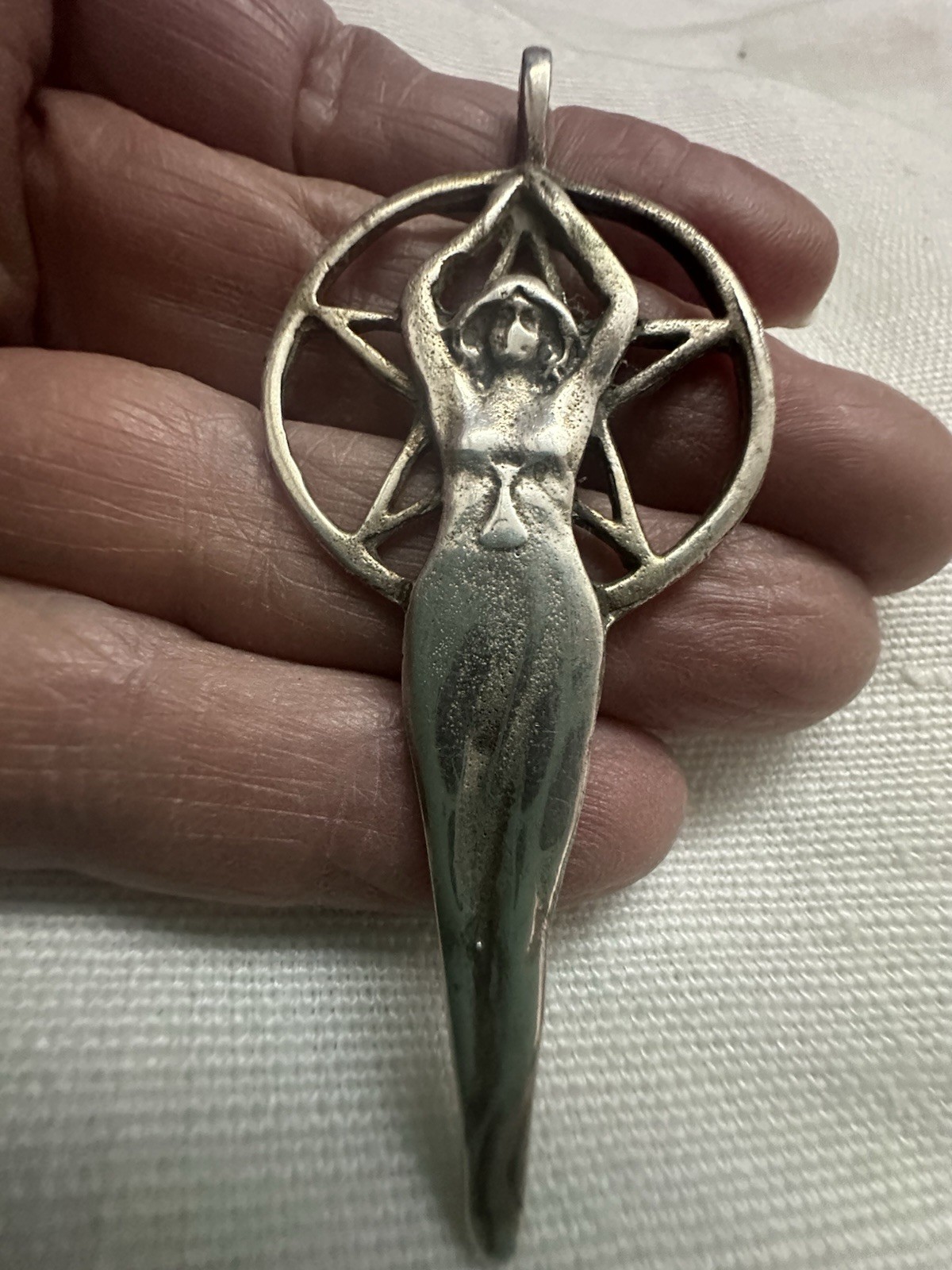 Picture 2 of 4