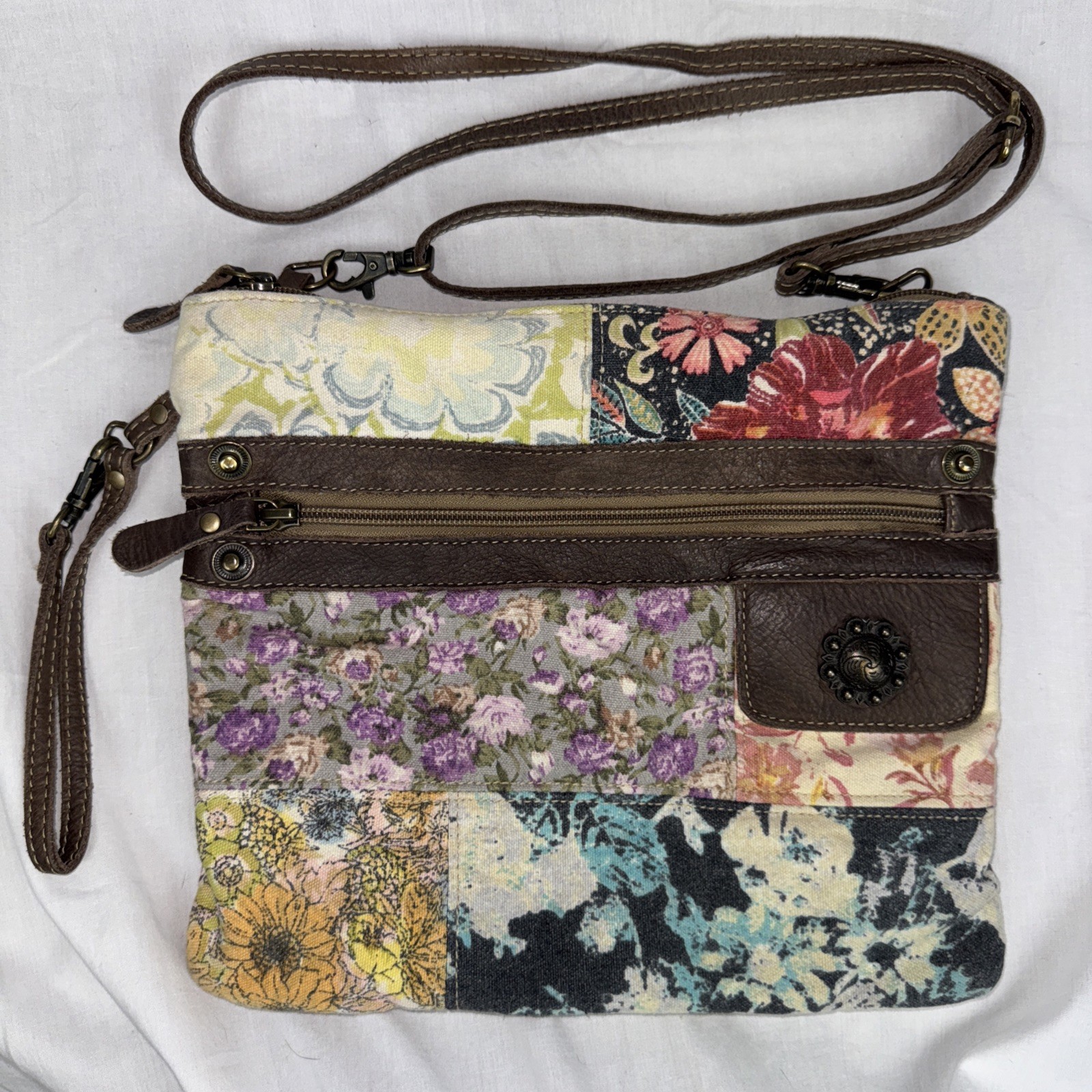 Myra Bag Patchwork Boho Canvas Patchwork Crossbod… - image 1