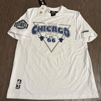 NWT Pro Standard NBA Chicago Bulls Logo White T-Shirt Large L FREE 