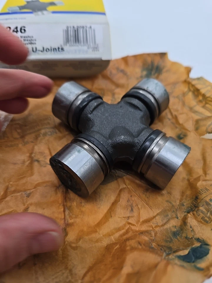 Moog 246 Universal Joint U -Joint 015-2097-4 - Image 4 of 4