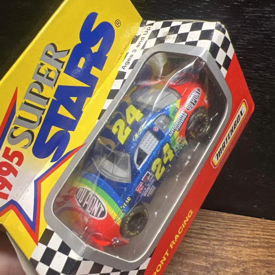 Lote Matchbox Superstars 1:64 NASCAR #24 DuPont 1995 y #7 Alan Kulwicki 1994 como nuevo Foto 3 de 4