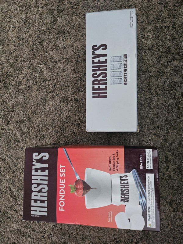 Hershey PIP Collection 4 Glasses Fondue Set New In Box