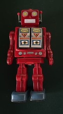 VINTAGE HORIKAWA JAPAN TIN  PLASTIC SPACE FIGHTER ROBOT