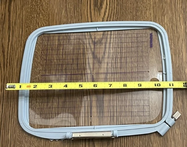 Genuine Bernina Medium Embroidery Hoop 004 402-(9x7) - Image 2 of 4