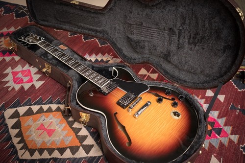 Gibson ES-137 Custom 2003 Tri-Burst - Picture 16 of 20