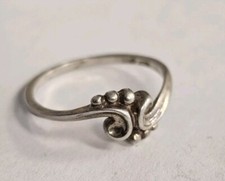 sterling Silver 925 Band Beaded Scroll Ring 1.28 Grams size 5