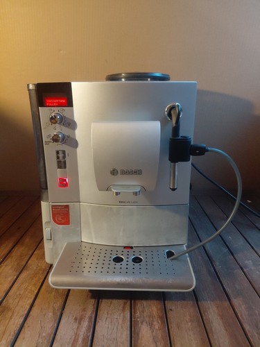 Bosch VeroCafe Latte TES50351DE Kaffeevollautomat 1600W Grau Top Angebot!