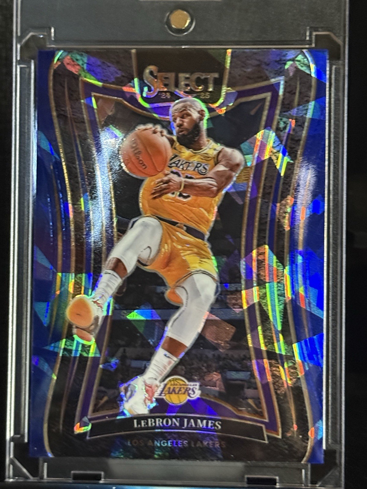 2024-25 PANINI SELECT #310 MEZZANINE LEVEL BLUE ICE PRIZM LEBRON JAMES (SSP)