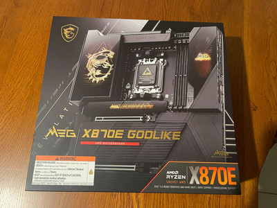 MSI MEG X870E GODLIKE E-ATX