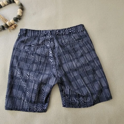 Adidas Golf Shorts Womens 6 Flat Front Zip Close Blue Abstract Pockets Golf - Image 2 of 4