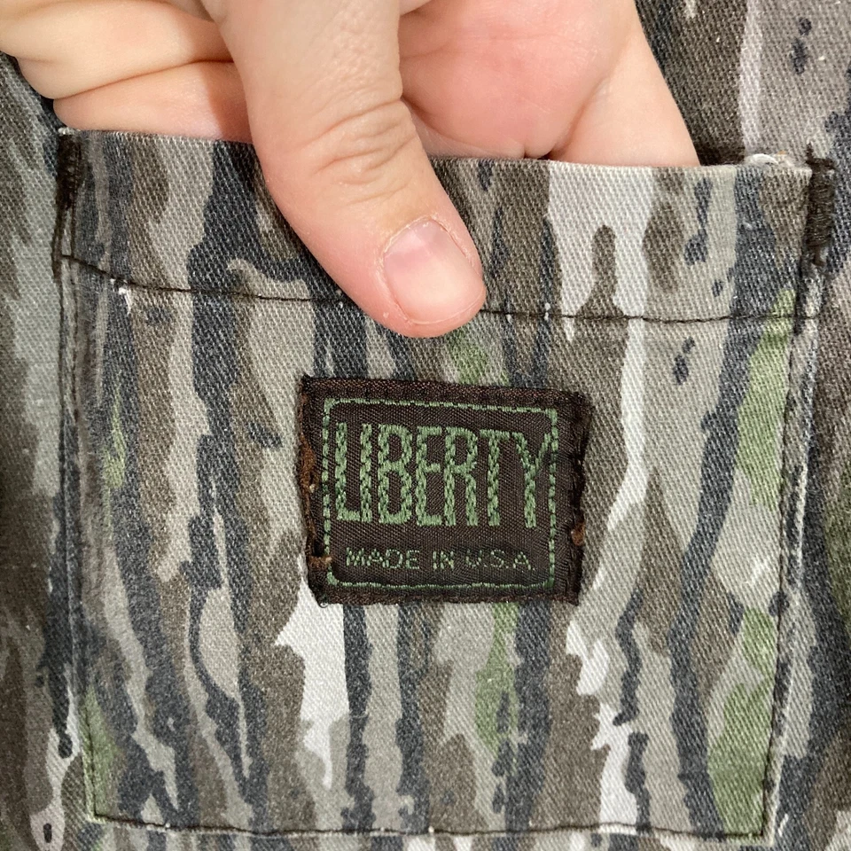Vintage Liberty Camo Shirt Jacket Pockets Hunting Mens L Lightweight Real Tree - Image 3 of 4