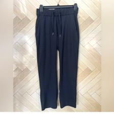 Lululemon On the Fly Draw String Soft Pants Pocketed Women's Size 2 Sweats 