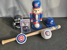 NIB Topperscot NFL Chicago Bears Nutcracker Sports Collectors Series Football 