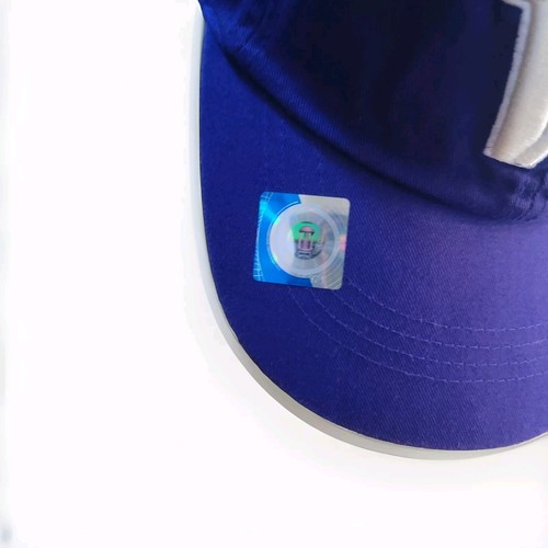 University of Washington Huskies Captivating Headwear Adjustable Hat Cap Mens - Picture 3 of 5