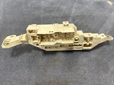 98-02 Land Cruiser Lexus LX470 Junction Block Fuse Box Under Passenger Dash OEM