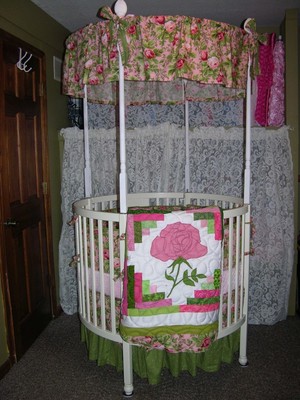 round crib with canopy