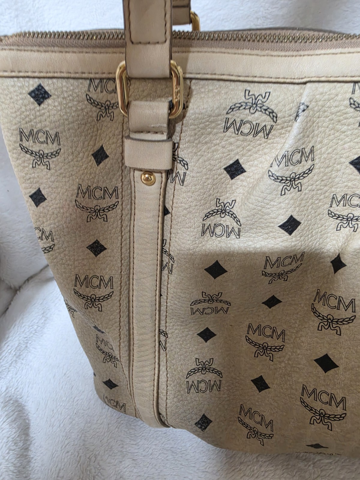 AUTHENTIC MCM Beige Visetos Shoulder Bag  — image 16