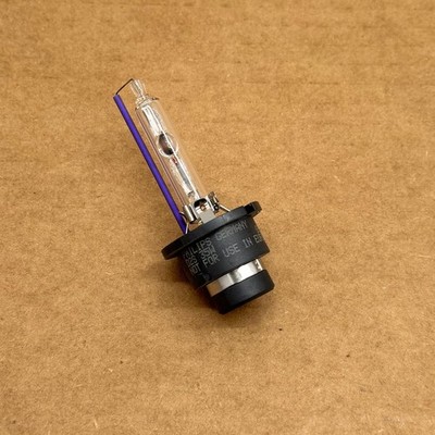 Genuine OEM 09-15 Nissan GT-R D2S 35W DOT Xenon HID Light Bulb Lamp Flash