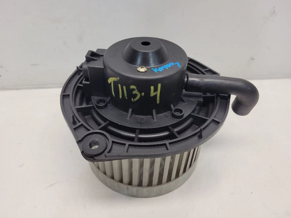 Motor soplador delantero Cadillac Deville 2002-05 con tubo de refrigeración - temperatura automática Foto 2 de 4