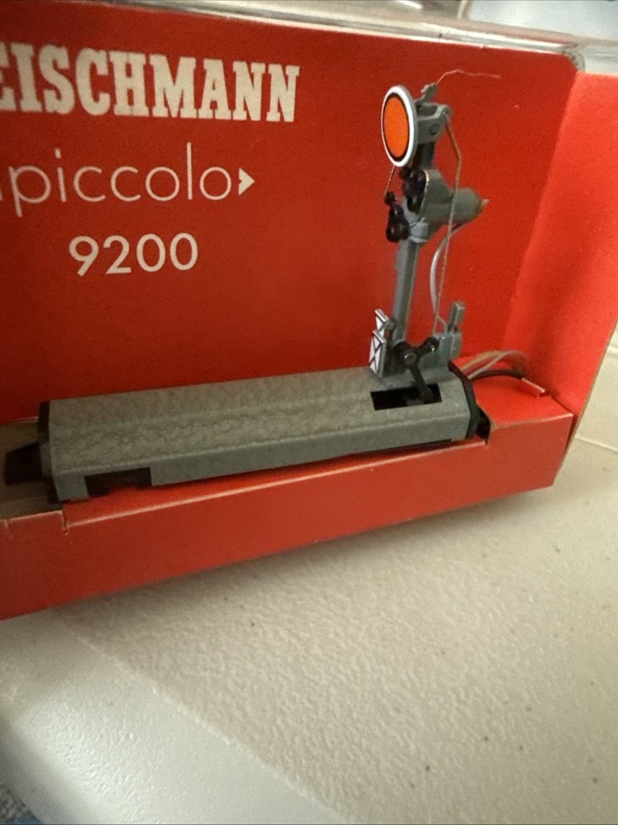 Signal D'avertissement Fleischmann 9200 - Échelle N 1/160 - Modélisme Ferroviaire