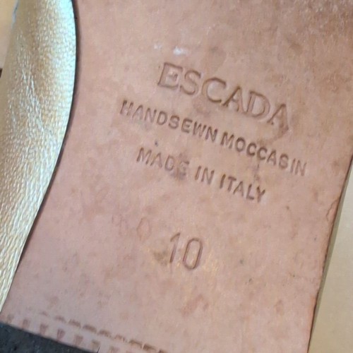 Escada Loafers Metallic Gold Leather Flat Made In Italy Size 10 - Picture 12 of 13