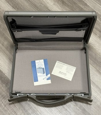 Samsonite Focus 2 Hard Shell Briefcase Attache 90s Vintage Made in USA