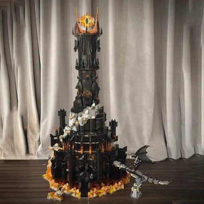 Lord of the rings brick Barad dur tower 10333 with Minifigures 5471 pieces NEW