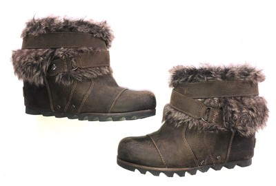 sorel joan of arctic wedge fur