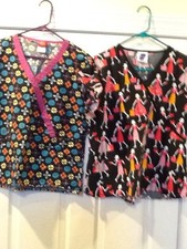 Scrub tops ladies 2 size small, VGUC