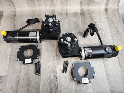 #ad Quantum Edge 3 2.0 Power Wheelchair Motors PAIR MOT154323 01 amp; MOT154324 01 $179.99