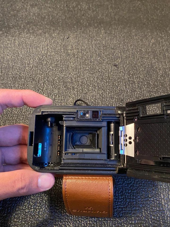 Olympus LT-1 - 35mm Camera - Excellent Cond - Battery+Film Tested - See Video - Image 4 of 4