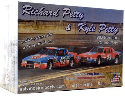Salvinos JR Models ''STP'' Richard & Kyle Petty 1983 Pontiac Grand Prix 1/24 Kit