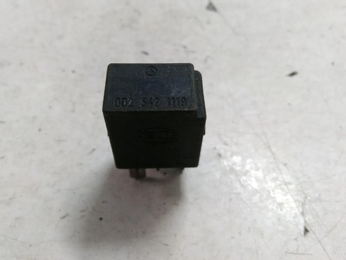 MERCEDES-BENZ M W164 Relais 0025421119 3.00 Diesel 157kw 2009 28391449