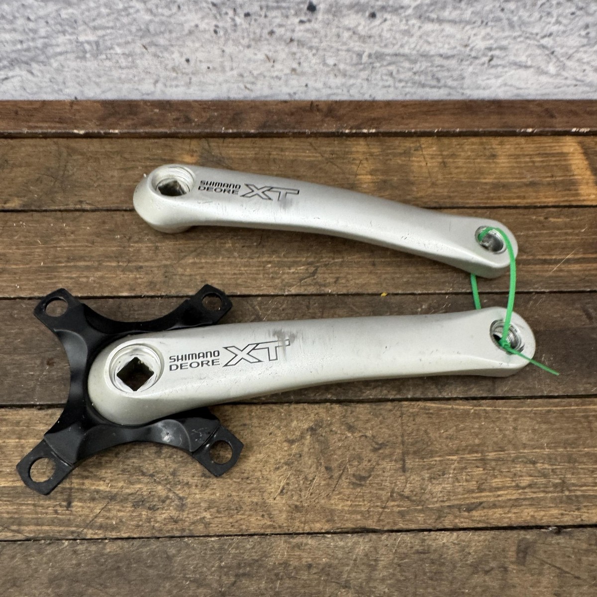 Vintage Shimano Deore XT FC-M750 Crankset 175mm 104 BCD 4 Arm