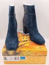 Bella Vita Quincy Womens Boot Navy KidSuede L...
