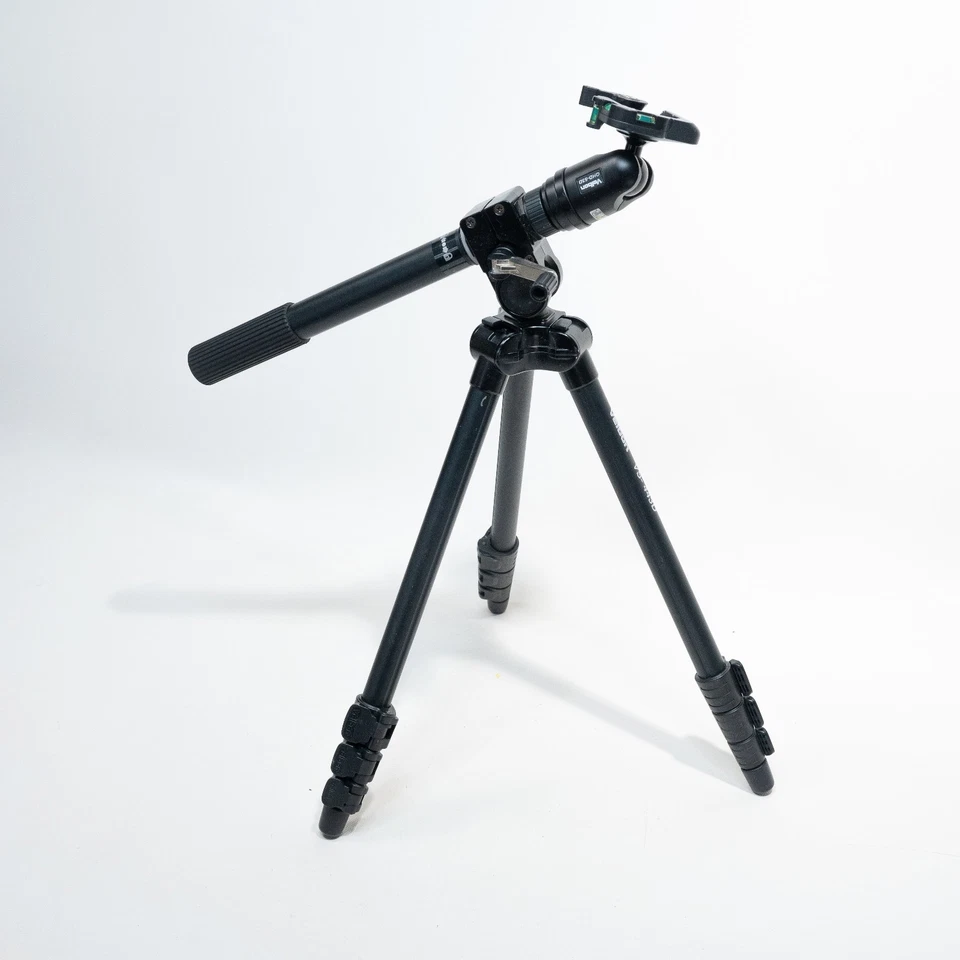 Velbon Tripod & Ball Head VS-443D / QHD-53D (NO PLATE) - Excllent Condition! - Image 2 of 4