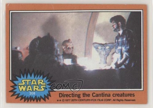 1977 Topps Star Wars #308 Directing the Cantina creatures