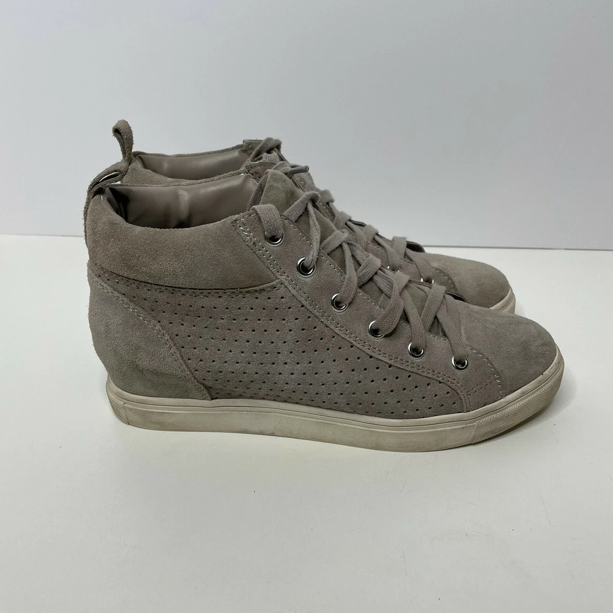 Steve madden Womens high top hidden wedge sneakers Latte size 8.5 B Gray lace up