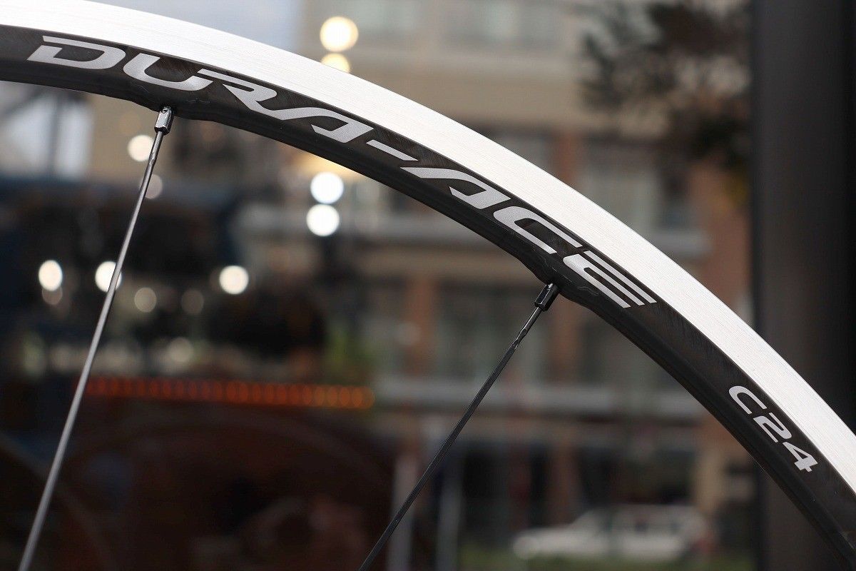 パーツ Shimano DURA-ACE WH-9000-C24-CL Shimano DURA-ACE WH-9000-C24-CL Aluminum/Carbon Clincher Rim