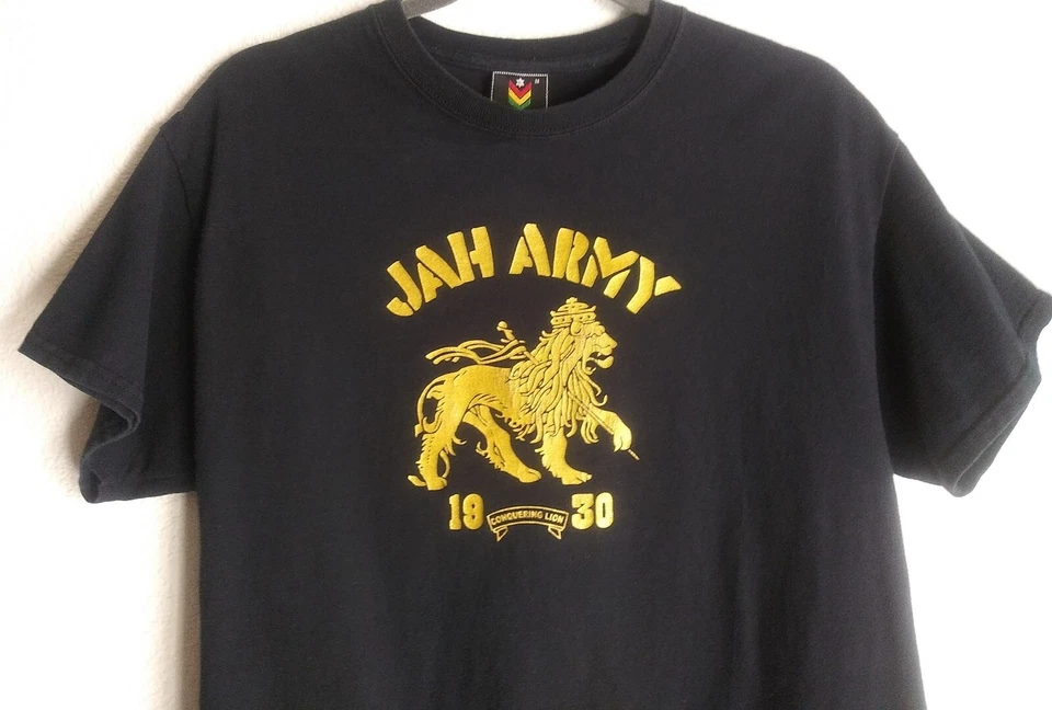 Camiseta JAH ARMY 1930 Conquering Gold Lion Azul Marino Mediana Foto 4 de 4